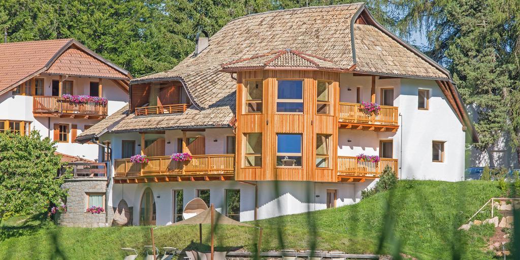 Hotel Weihrerhof Сопраболцано Екстериор снимка